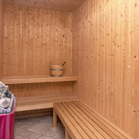 6 Person In Tatil Evi
